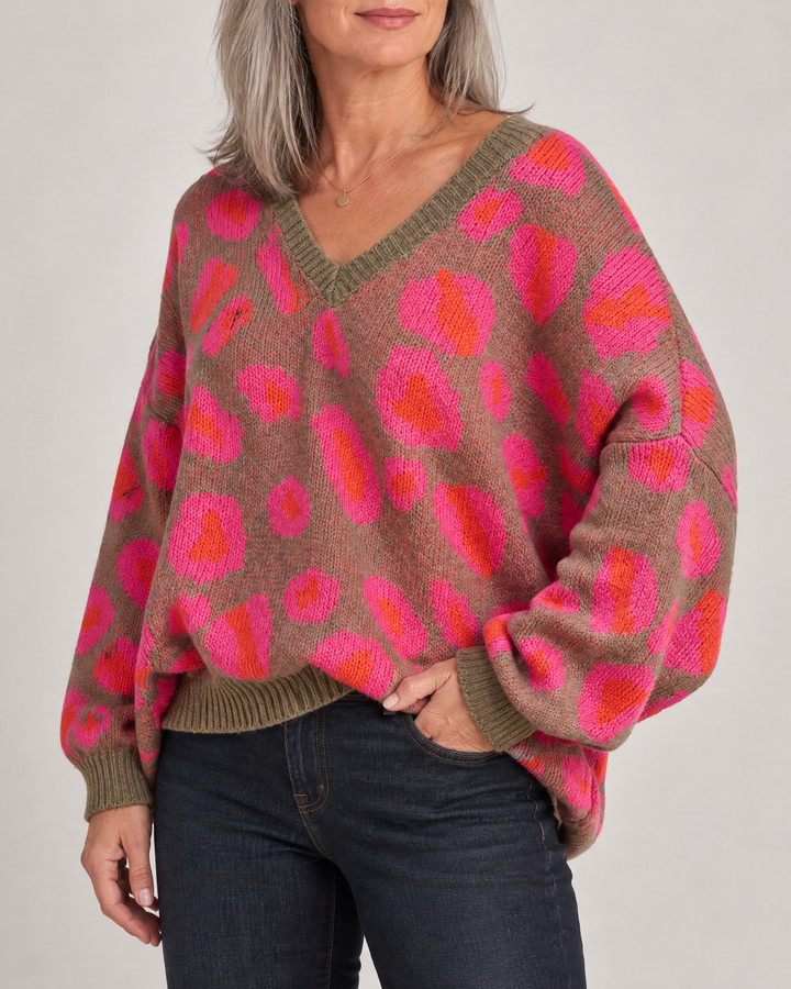 Paulette - Leopard V-Neck Sweater in hot pink, side view