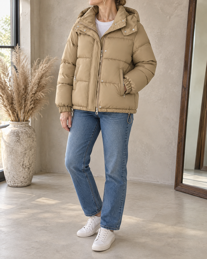Audrey - Hooded Puffer Jacket in khaki, side view