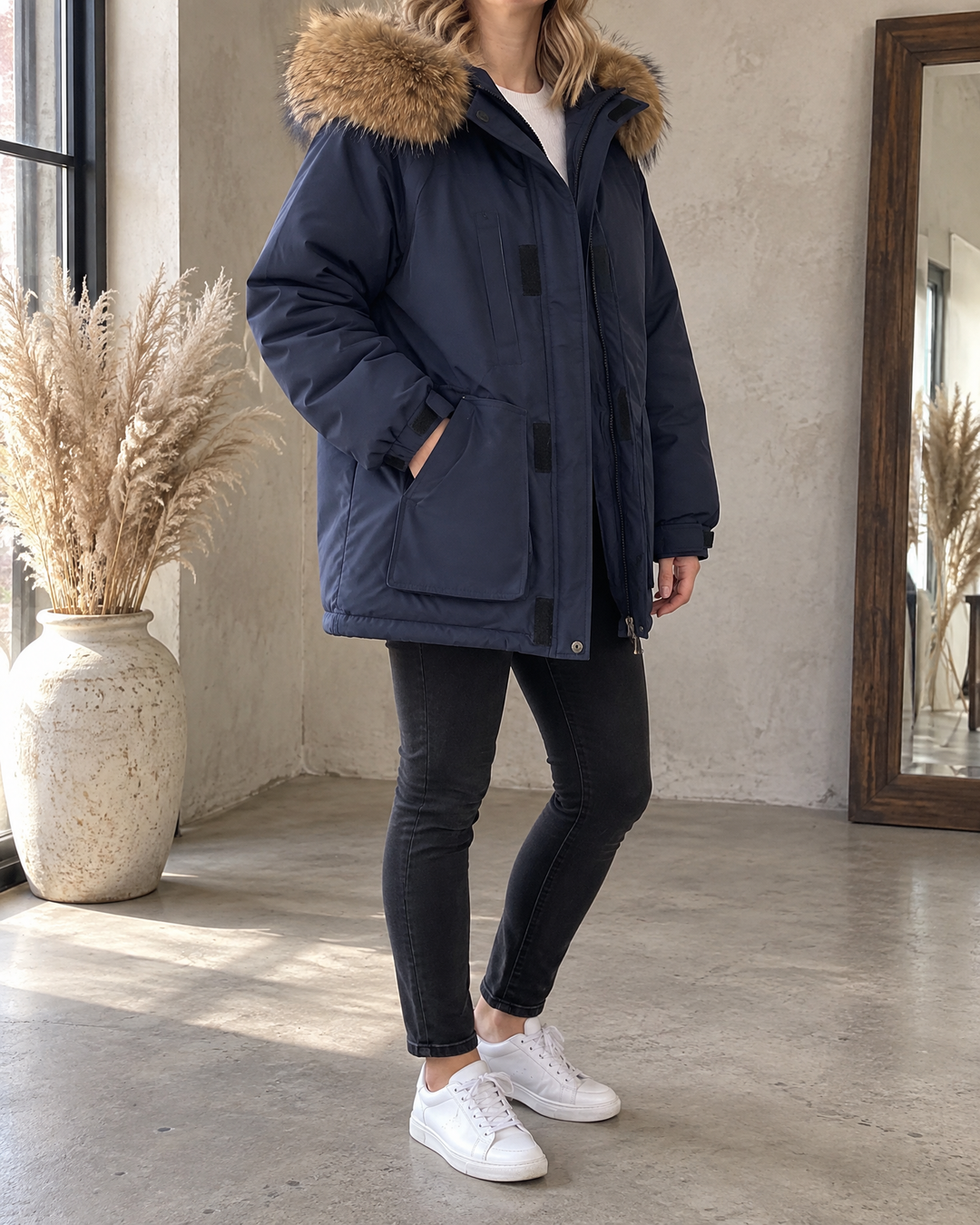 Francine - Oversized Hooded Parka in navy, side view