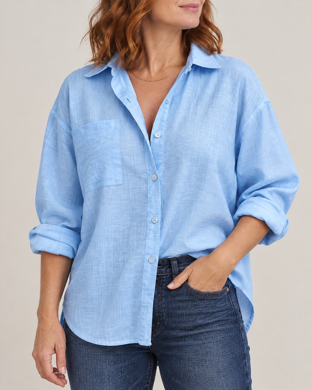 Justine - Cotton Slub Shirt in sky blue, side view