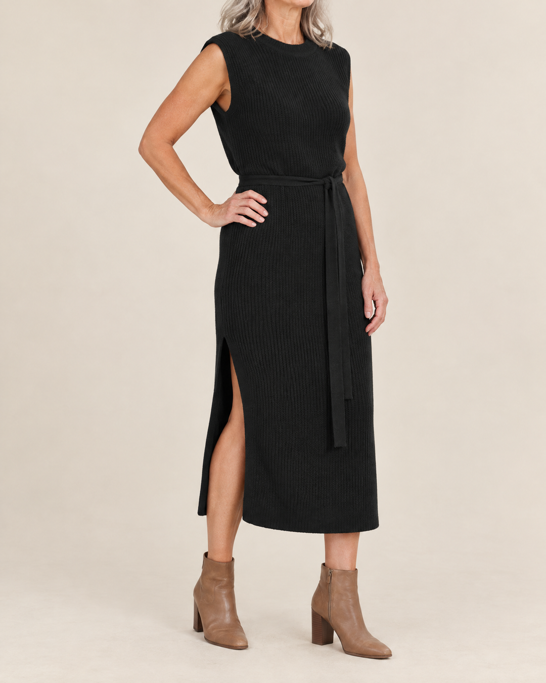Lucile - Sleeveless Knit Midi Dress in black, side view