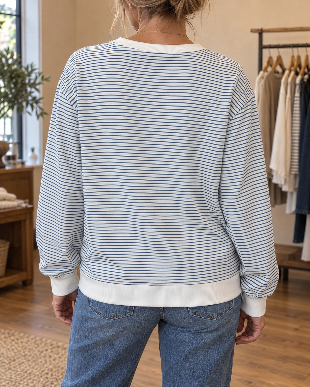 Charlotte - Fine Stripe Pullover in blue, back view