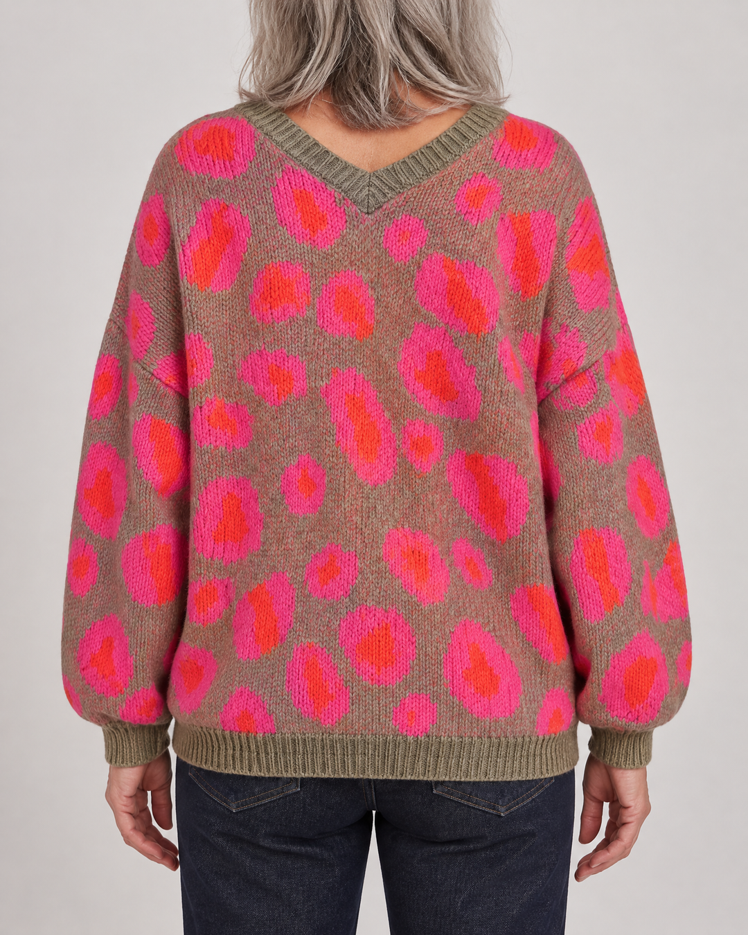 Paulette - Leopard V-Neck Sweater in hot pink, back view