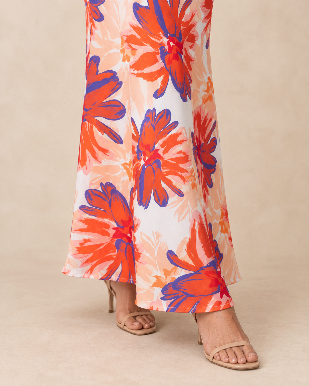 Faustine - Halter Floral Maxi Dress, hem detail