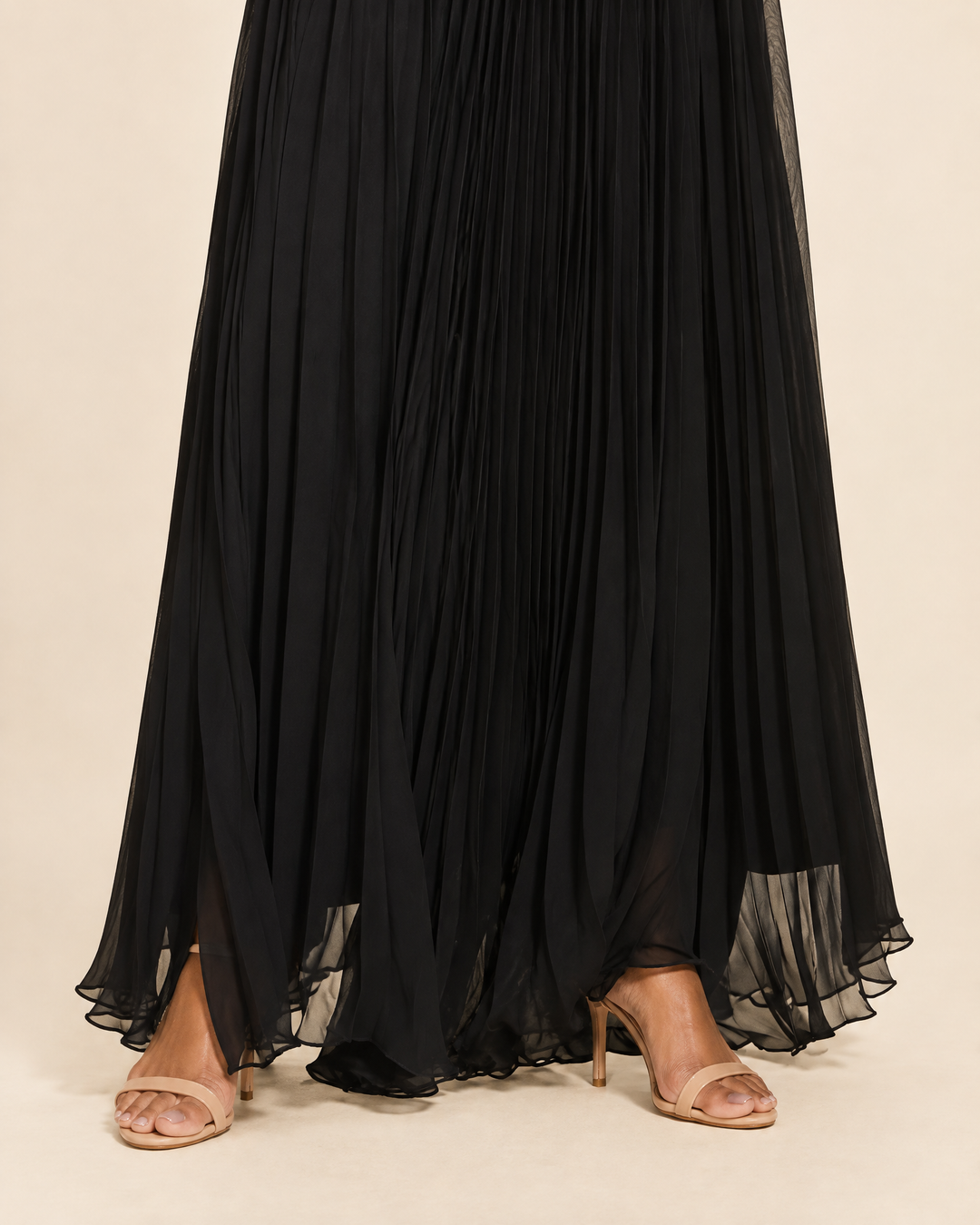 Theodora - Strapless Pleated Maxi Dress, pleat detail