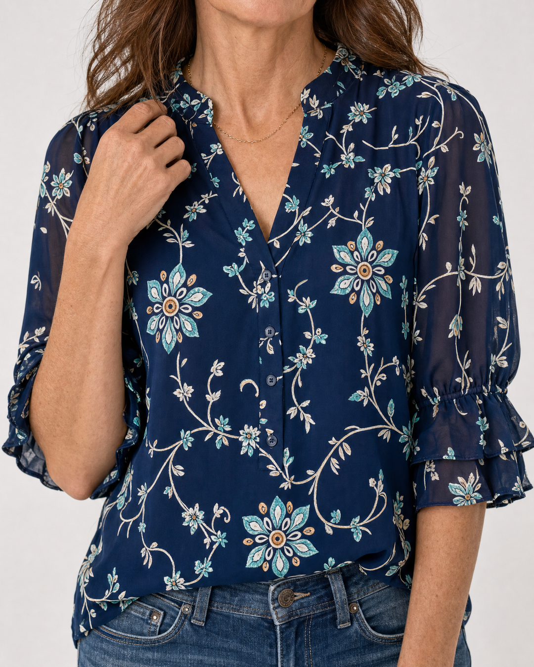 Vivienne - Vintage Print Blouse, collar and placket detail