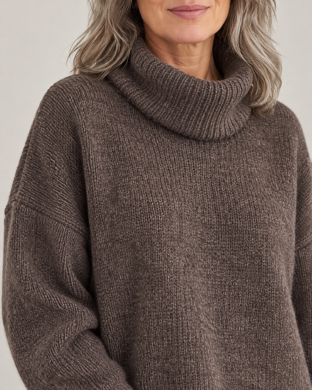 Thea - Turtleneck Pullover Sweater, turtleneck detail