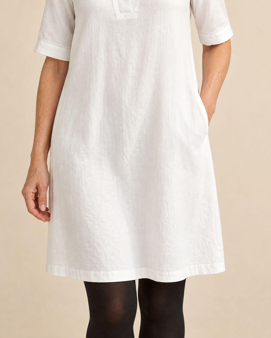 Irene - Notch Neck Shift Dress, pocket detail