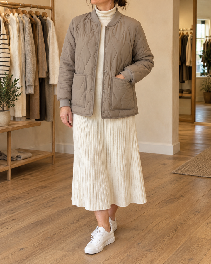 Dominique - Rib Collar Quilted Jacket in taupe, front view