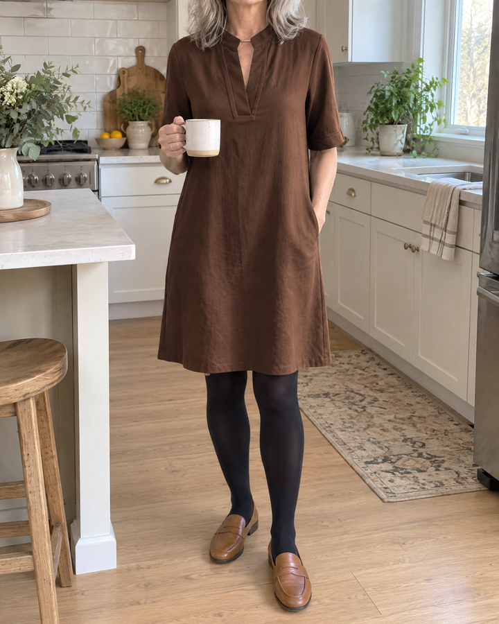 Irene - Notch Neck Shift Dress in chocolate, in the kitchen