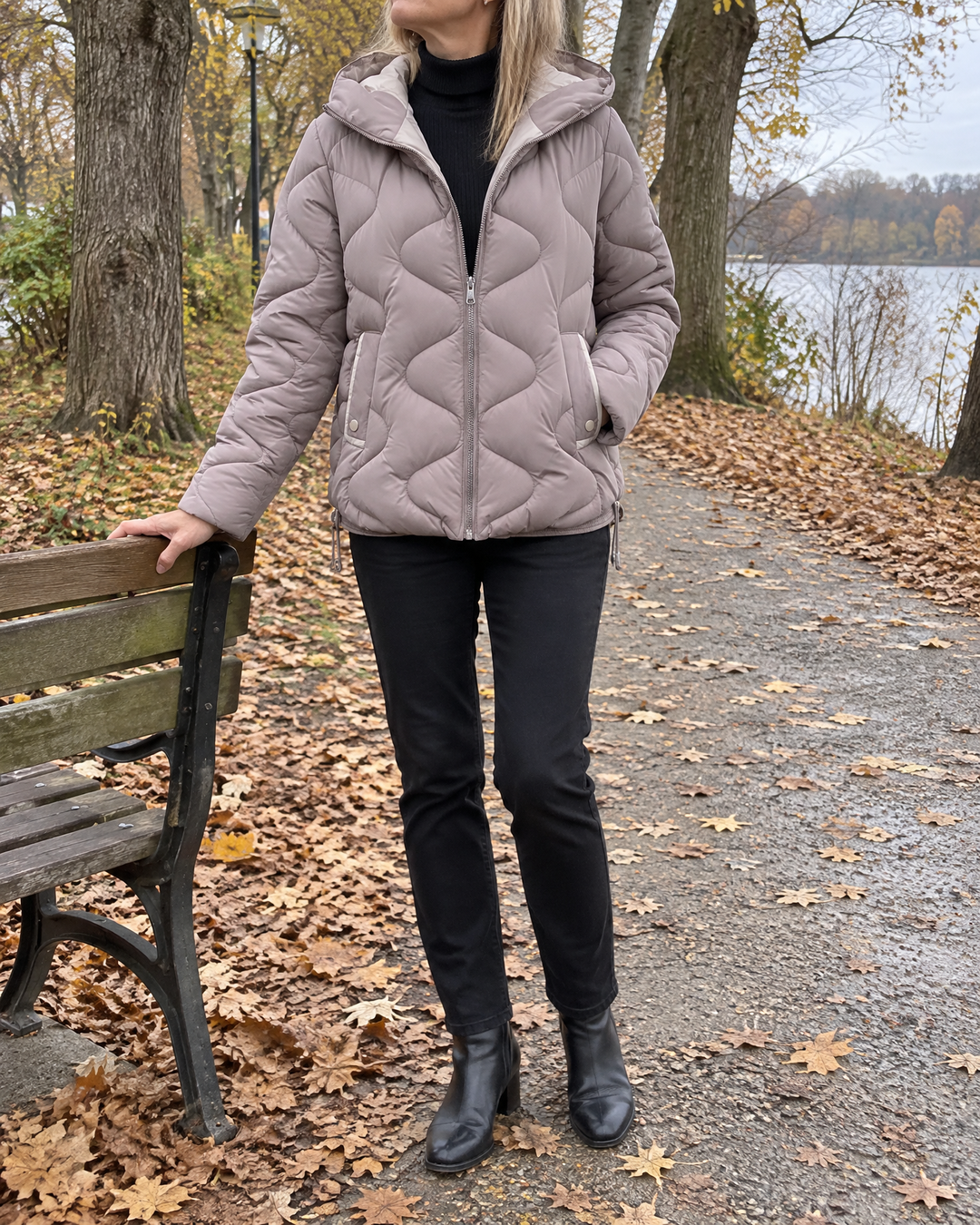Carole - Wave Quilted Hooded Jacket in taupe grey, a walk in the park