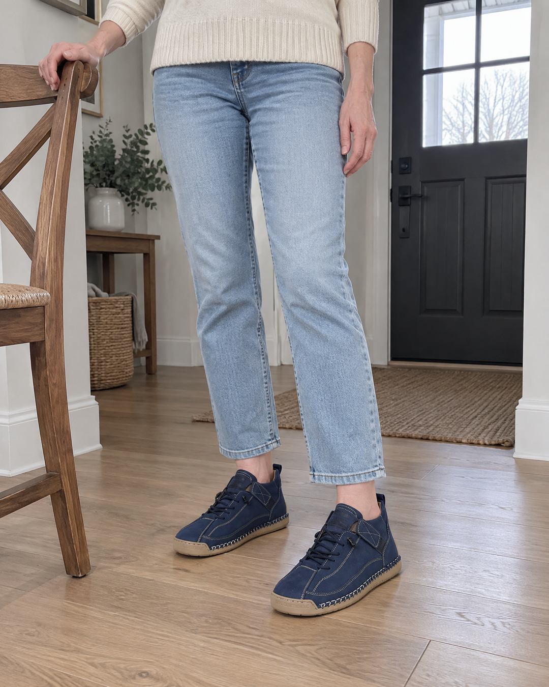 Lison - Easy-On Stitched Sneakers in navy, at home by the front door